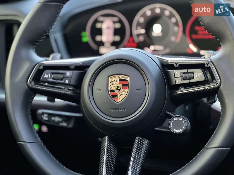 Внедорожник / Кроссовер Porsche Cayenne 2024 в Киеве
