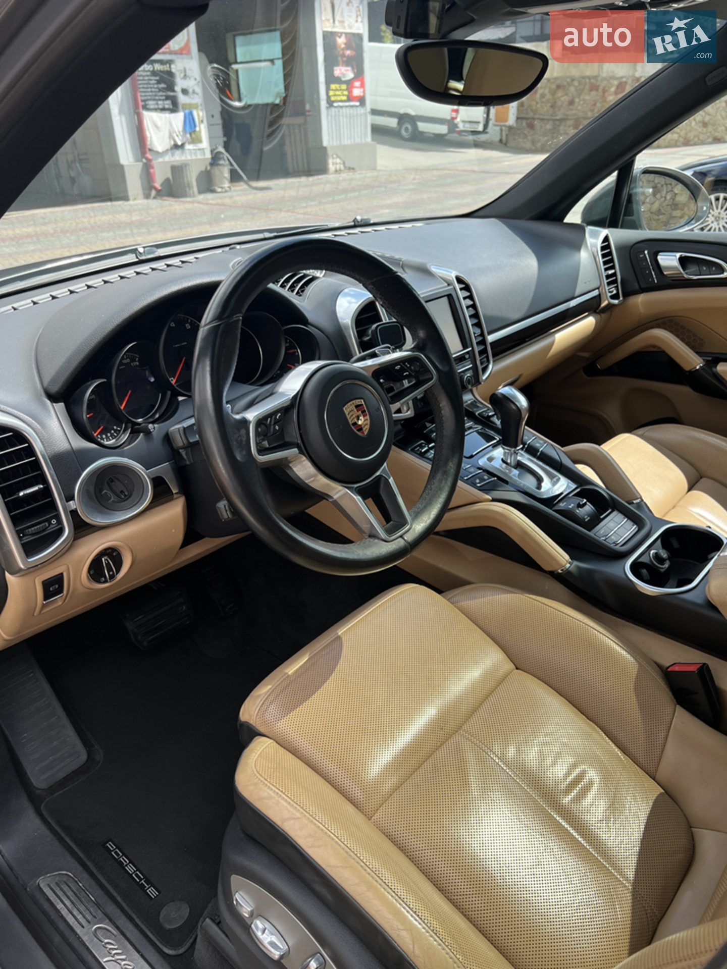 2016 Porsche Cayenne - мініатюра 8