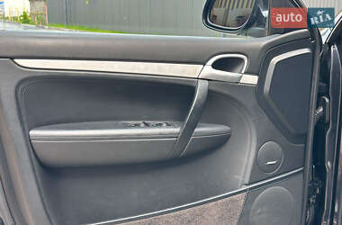 Внедорожник / Кроссовер Porsche Cayenne 2006 в 