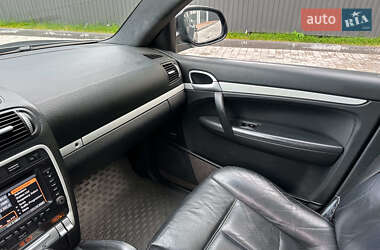 Внедорожник / Кроссовер Porsche Cayenne 2006 в 