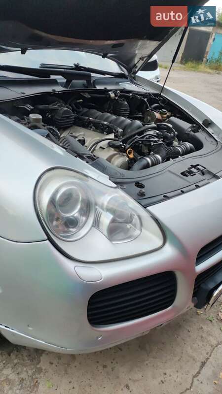Внедорожник / Кроссовер Porsche Cayenne 2003 в Вольногорске