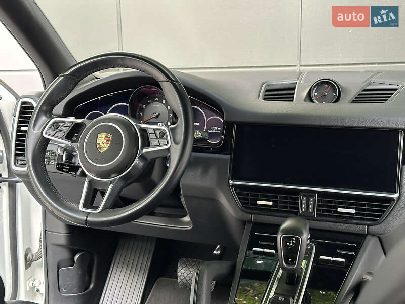 Внедорожник / Кроссовер Porsche Cayenne 2018 в Одессе фото 5 Внедорожник / Кроссовер Porsche Cayenne 2018 в Одессе