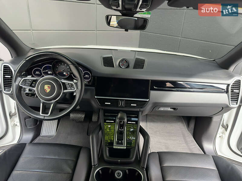 Внедорожник / Кроссовер Porsche Cayenne 2018 в Одессе фото 33 Внедорожник / Кроссовер Porsche Cayenne 2018 в Одессе