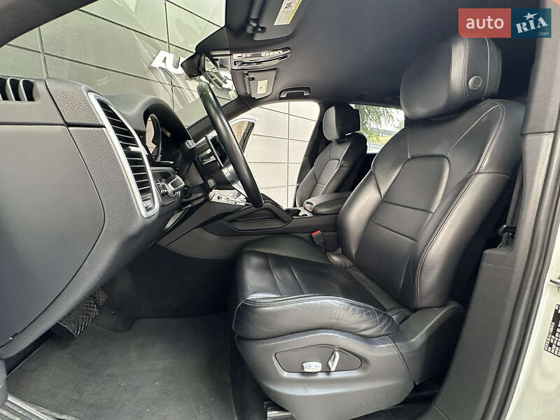 Внедорожник / Кроссовер Porsche Cayenne 2018 в Одессе фото 52 Внедорожник / Кроссовер Porsche Cayenne 2018 в Одессе