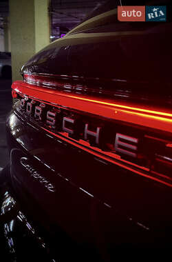 Внедорожник / Кроссовер Porsche Cayenne 2024 в 