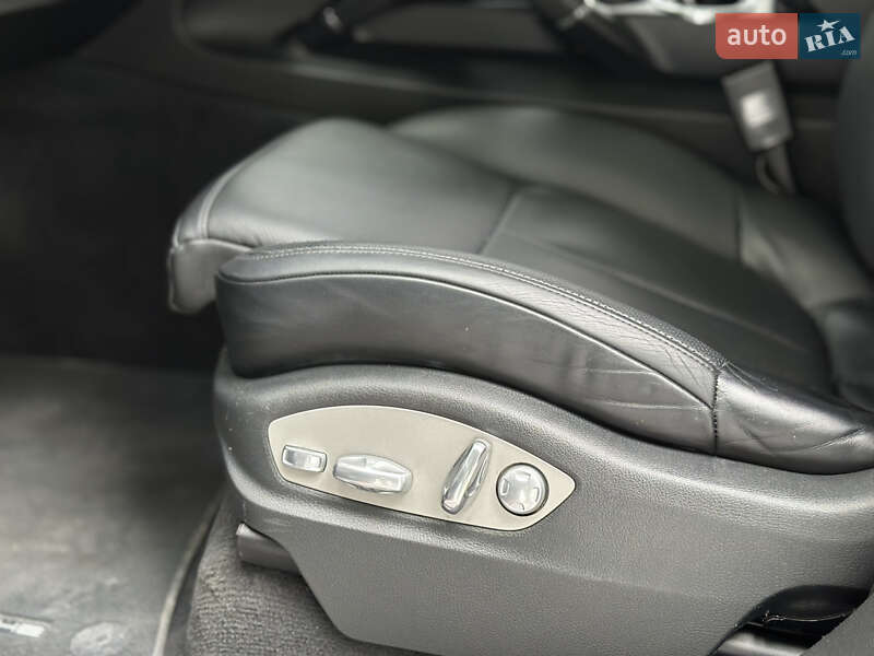Внедорожник / Кроссовер Porsche Cayenne 2014 в Одессе