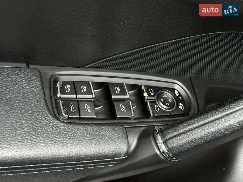 Внедорожник / Кроссовер Porsche Cayenne 2014 в Одессе