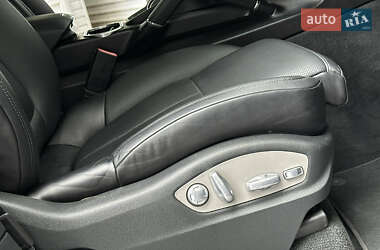 Внедорожник / Кроссовер Porsche Cayenne 2014 в 