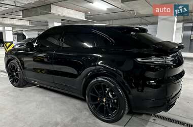 Внедорожник / Кроссовер Porsche Cayenne 2019 в 