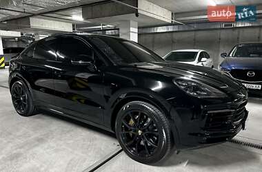 Внедорожник / Кроссовер Porsche Cayenne 2019 в 