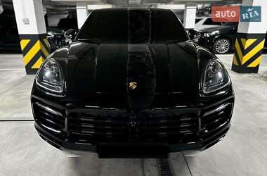 Внедорожник / Кроссовер Porsche Cayenne 2019 в 