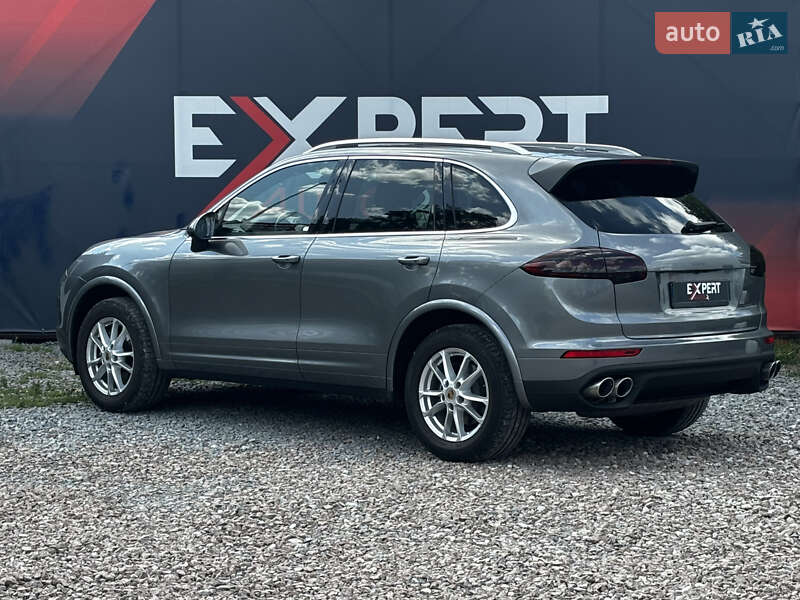 Внедорожник / Кроссовер Porsche Cayenne 2017 в Львове