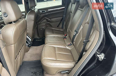 Позашляховик / Кросовер Porsche Cayenne 2010 в 