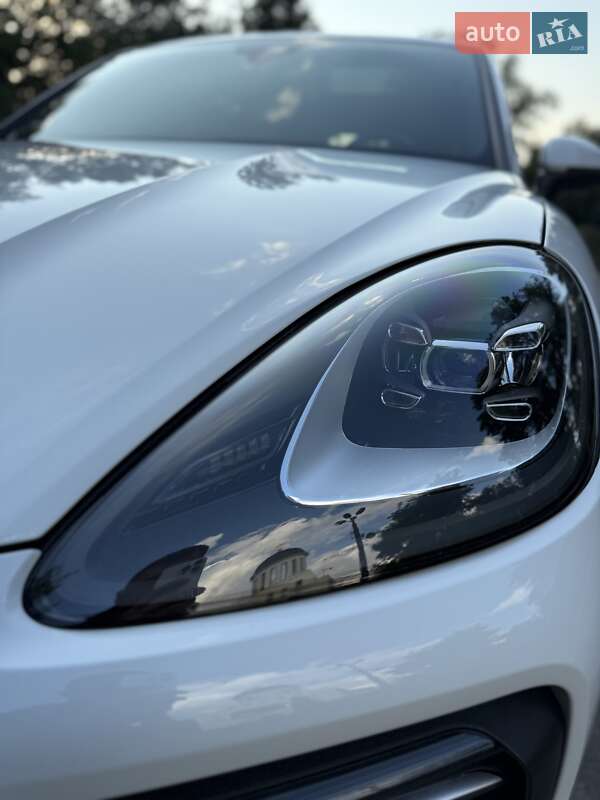 Внедорожник / Кроссовер Porsche Cayenne 2020 в Киеве