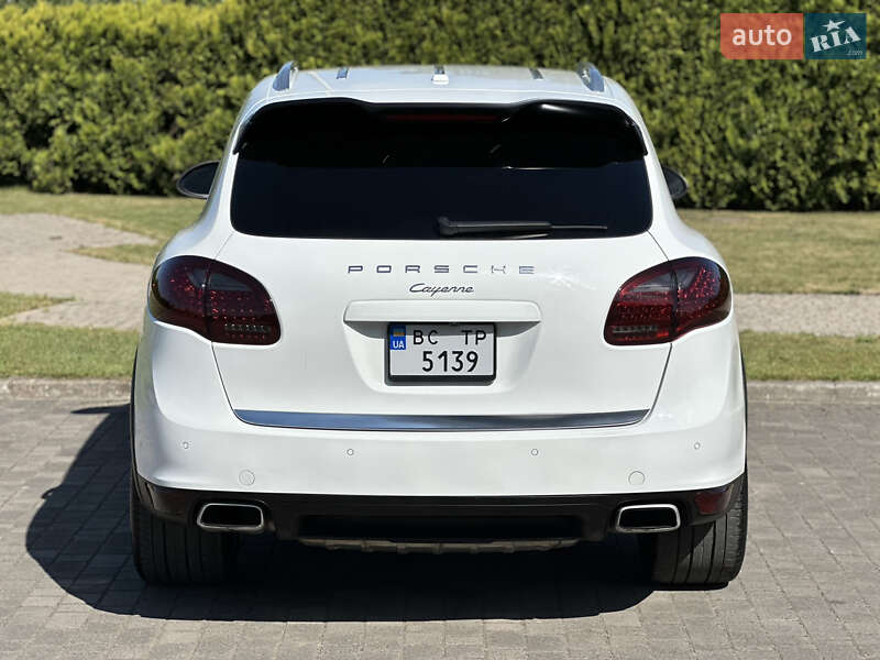 Внедорожник / Кроссовер Porsche Cayenne 2012 в Львове