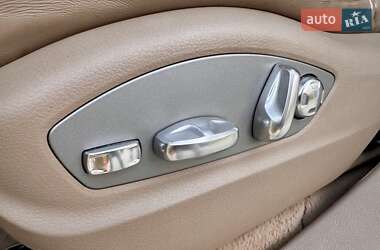 Внедорожник / Кроссовер Porsche Cayenne 2011 в 