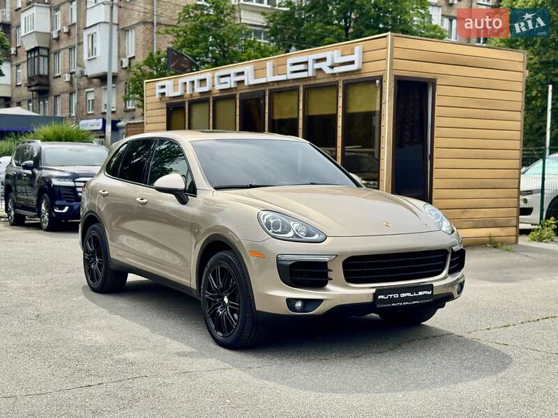 Porsche Cayenne 2015