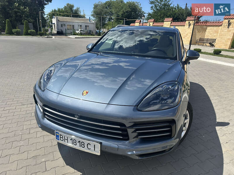 Внедорожник / Кроссовер Porsche Cayenne 2018 в Измаиле