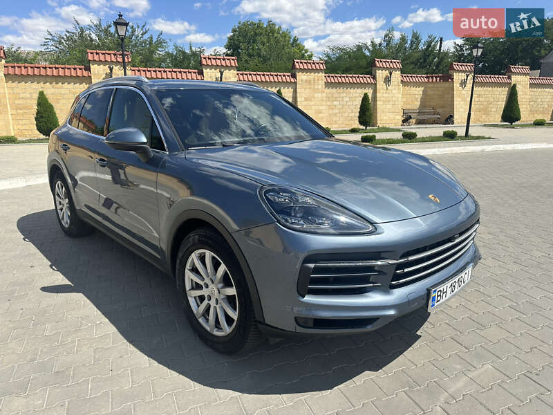 Внедорожник / Кроссовер Porsche Cayenne 2018 в Измаиле