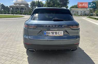 Позашляховик / Кросовер Porsche Cayenne 2018 в 