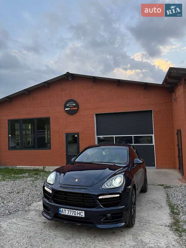 Внедорожник / Кроссовер Porsche Cayenne 2012 в Ивано-Франковске