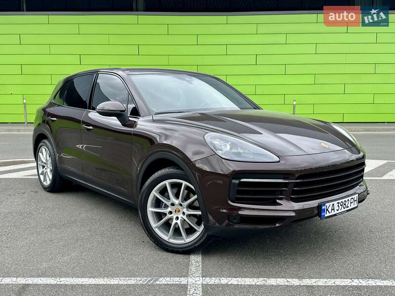 Внедорожник / Кроссовер Porsche Cayenne 2018 в Киеве