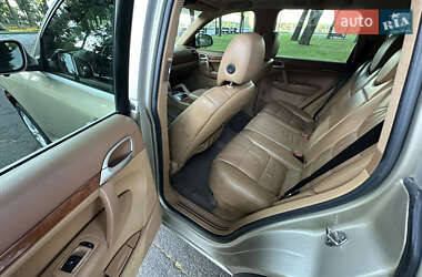 Внедорожник / Кроссовер Porsche Cayenne 2005 в 