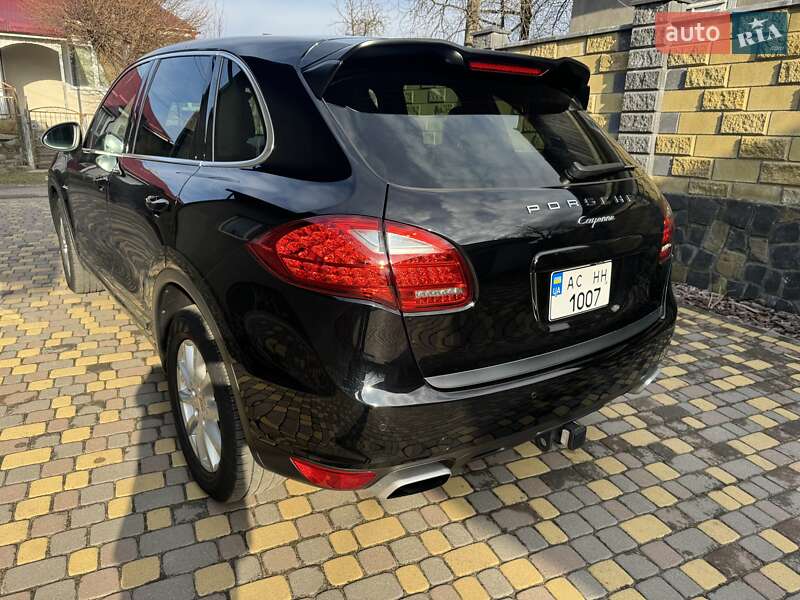 Позашляховик / Кросовер Porsche Cayenne 2012 в Горохові