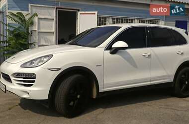Внедорожник / Кроссовер Porsche Cayenne 2012 в Запорожье