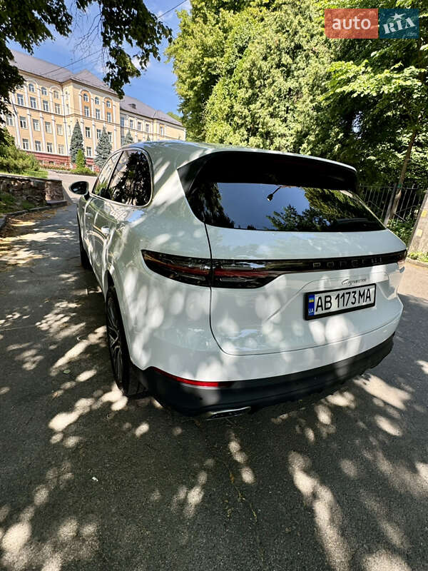 Позашляховик / Кросовер Porsche Cayenne 2019 в Києві