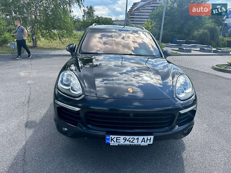 Внедорожник / Кроссовер Porsche Cayenne 2016 в Днепре фото 2 Внедорожник / Кроссовер Porsche Cayenne 2016 в Днепре