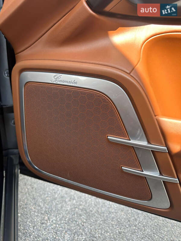 Внедорожник / Кроссовер Porsche Cayenne 2016 в Днепре фото 14 Внедорожник / Кроссовер Porsche Cayenne 2016 в Днепре