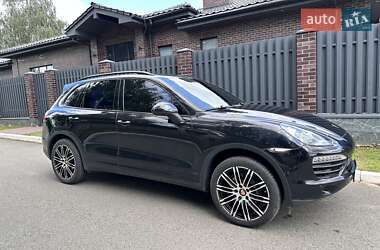 Позашляховик / Кросовер Porsche Cayenne 2012 в Києві