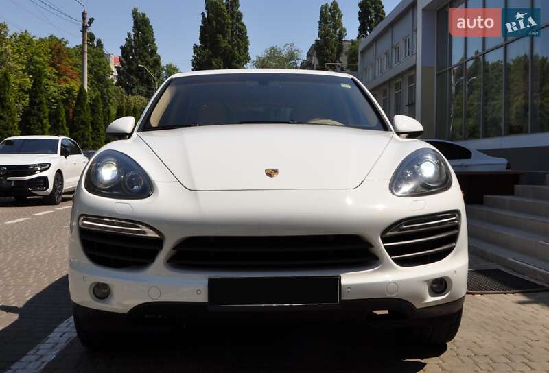 Внедорожник / Кроссовер Porsche Cayenne 2012 в Одессе фото 13 Внедорожник / Кроссовер Porsche Cayenne 2012 в Одессе