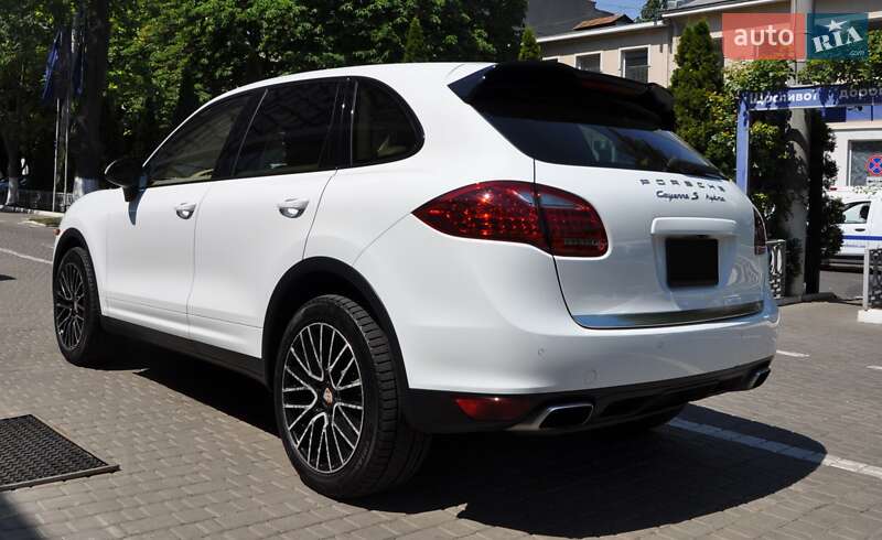 Внедорожник / Кроссовер Porsche Cayenne 2012 в Одессе фото 4 Внедорожник / Кроссовер Porsche Cayenne 2012 в Одессе