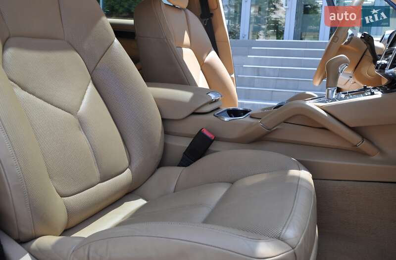 Внедорожник / Кроссовер Porsche Cayenne 2012 в Одессе фото 22 Внедорожник / Кроссовер Porsche Cayenne 2012 в Одессе
