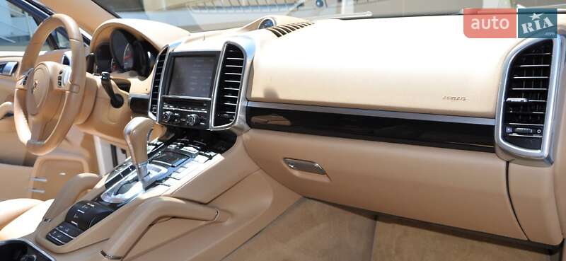 Внедорожник / Кроссовер Porsche Cayenne 2012 в Одессе фото 21 Внедорожник / Кроссовер Porsche Cayenne 2012 в Одессе
