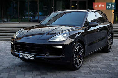Позашляховик / Кросовер Porsche Cayenne 2018 в Києві