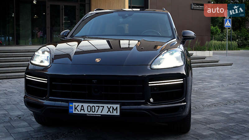 Позашляховик / Кросовер Porsche Cayenne 2018 в Києві
