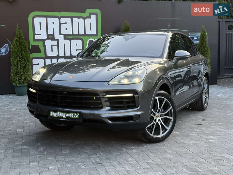 Внедорожник / Кроссовер Porsche Cayenne 2019 в Киеве