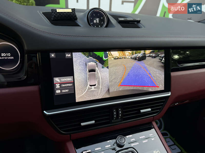 Внедорожник / Кроссовер Porsche Cayenne 2019 в Киеве