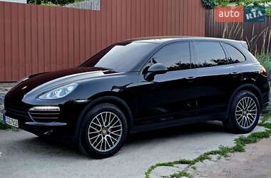 Позашляховик / Кросовер Porsche Cayenne 2011 в 