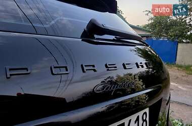 Позашляховик / Кросовер Porsche Cayenne 2011 в 