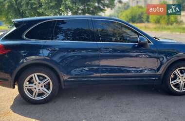 Позашляховик / Кросовер Porsche Cayenne 2011 в 