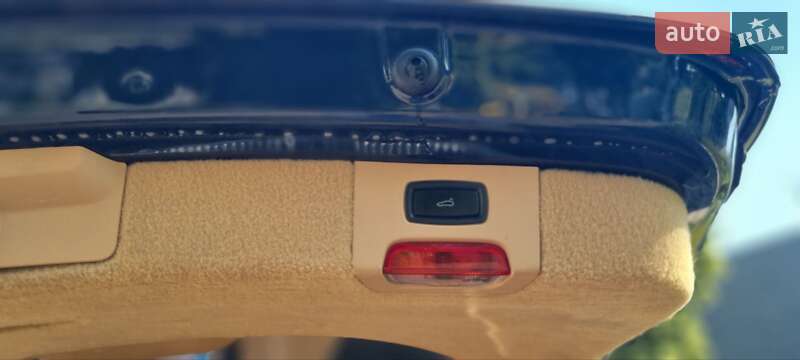 Внедорожник / Кроссовер Porsche Cayenne 2011 в Киеве