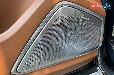 Внедорожник / Кроссовер Porsche Cayenne 2021 в 