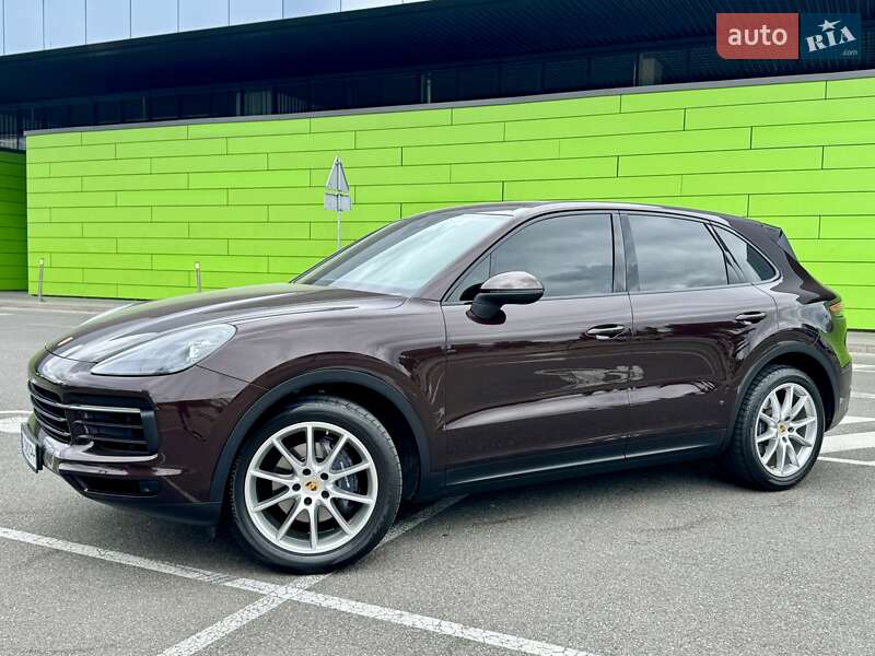Позашляховик / Кросовер Porsche Cayenne 2018 в Києві
