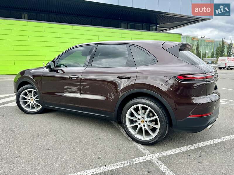 Позашляховик / Кросовер Porsche Cayenne 2018 в Києві
