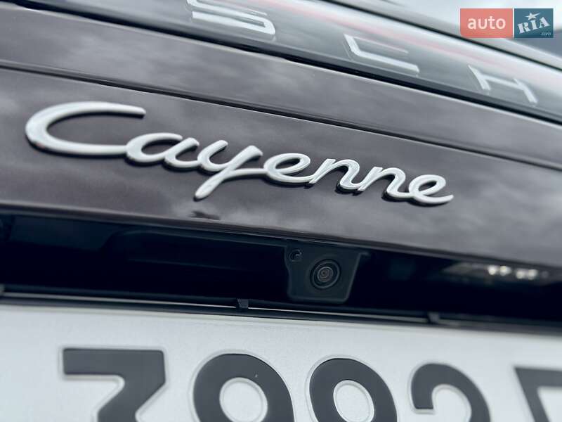 Позашляховик / Кросовер Porsche Cayenne 2018 в Києві