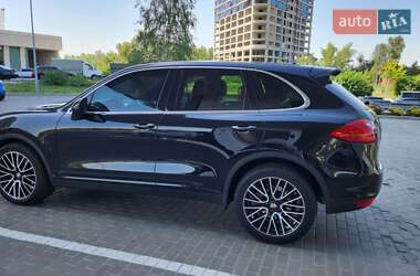 Внедорожник / Кроссовер Porsche Cayenne 2011 в Днепре